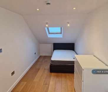 1 bedroom in a house share to rent - Photo 6