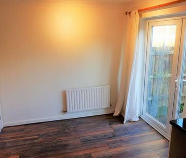 3 Bedroom Semi-Detached House For Rent - Photo 5