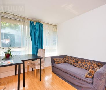 1 bedroom in a flat share to rent - Photo 6