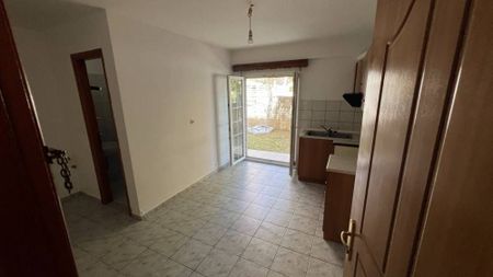 Studio/Γκαρσονιέρα για ενοικίαση Κέντρο (Ανατολή) - Φωτογραφία 4