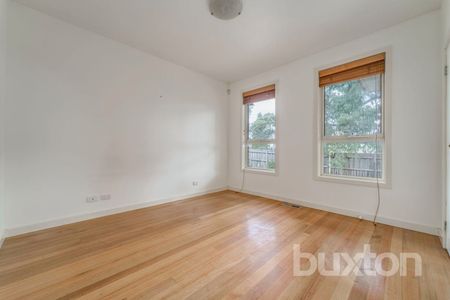 THREE BEDROOM DELIGHT - Photo 4