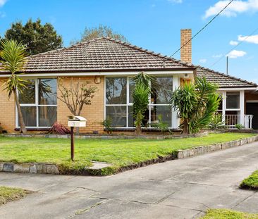 4 Bedroom Home in Quiet Court - Photo 4
