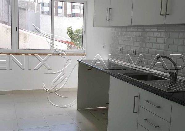 Apartamento T2 em Setúbal