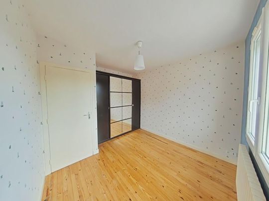 Location Maison 6 pièces 118m² CHATUZANGE LE GOUBET 26300 - Photo 1