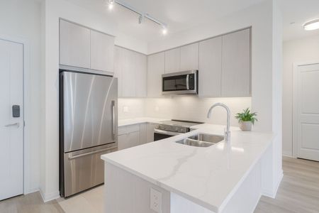 For Lease - 15 Watergarden Drive Unit# 421, Mississauga, Ontario - Photo 4