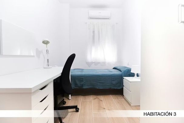 Avenida Alvar Núñez, Sevilla, Andalusia 41010 - Photo 1