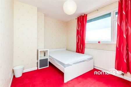 4 bedroom house to rent - Photo 2