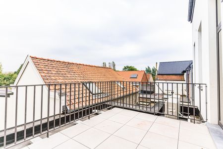 Riant en uiterst luxueus appartement van 131m² met terras van 13 m² - Photo 3