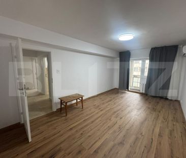 Apartament 2 camere, 54 mp, zona Ultracentrala - Photo 2