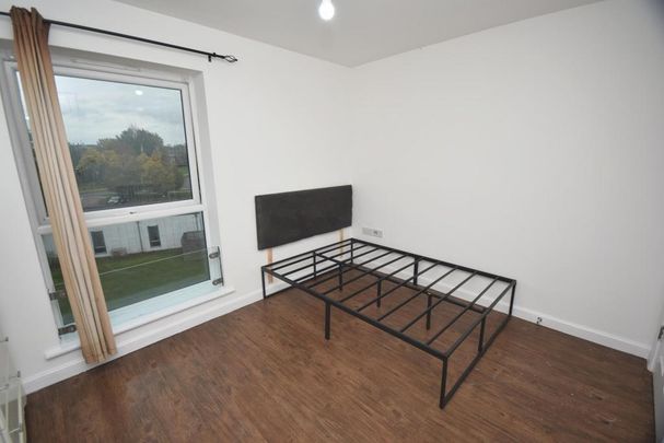 3 bedroom apartment to rent - Photo 1