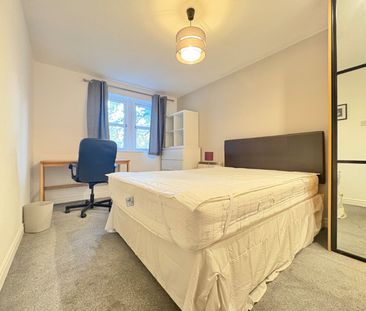 4 bedroom apartment to rent - Photo 6