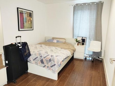 2 bedroom apartment to rent - Photo 4