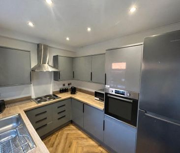 1 bedroom in a house share to rent - Photo 3