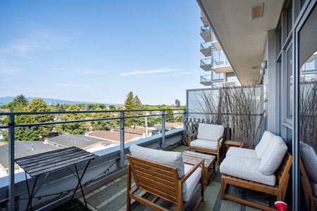 2435 Kingsway condo — Vancouver, BC (3-Bedroom) - 3 Bedroom - Photo 4