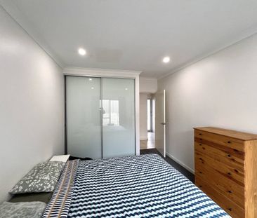 Lock and Leave - Photo 1