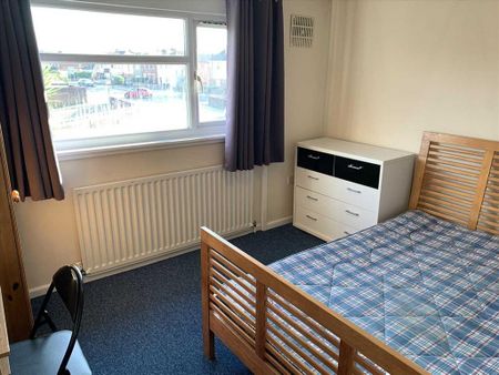 5 bedroom detached house to rent - Photo 5