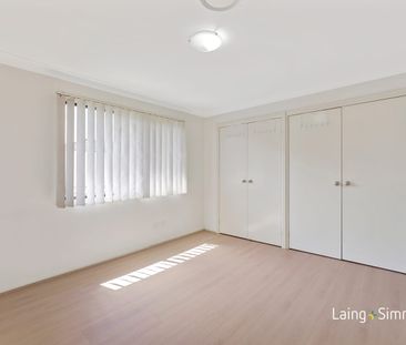 Spacious four-bedroom home with modern comfort - Photo 5