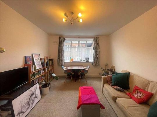 Granville Court, Mount View Road, London, N4 - Photo 1