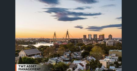 Multiple Spacious 2-Bedroom Apartments Available - Photo 4