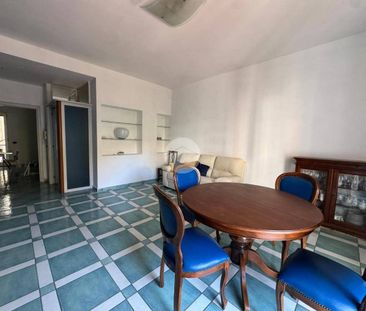 Quadrilocale via Nocera 136, Centro, Castellammare di Stabia - Photo 1