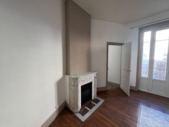 Location Appartement 3 pièces 85m² - Photo 1