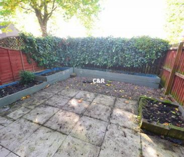 4 bedroom townhouse to rent - Photo 2