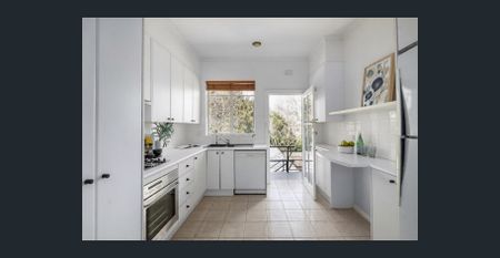 A secluded surprise of spacious bliss - Photo 5