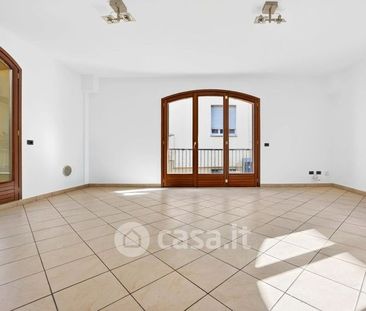 Quadrilocale in Affitto in Via Don Francesco della Torre 1 a Arese - Photo 1