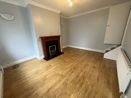 Abbott Street, Huddersfield - Photo 3