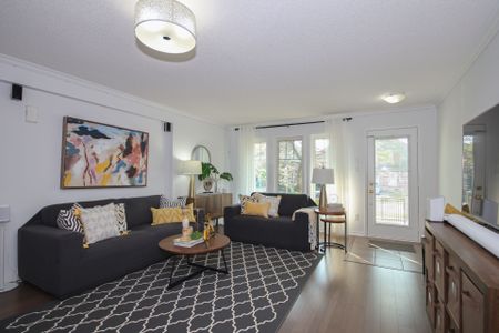 For Lease - 3200 Bentley Drive Unit# 9, Mississauga, Ontario - Photo 3