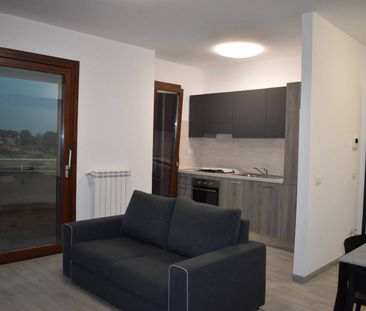 Bilocale via Fratelli Cervi 35, Santa Maria delle Mole, Marino - Photo 1