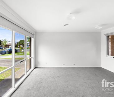 Doris Day Your Way Into This Property!! - Photo 1