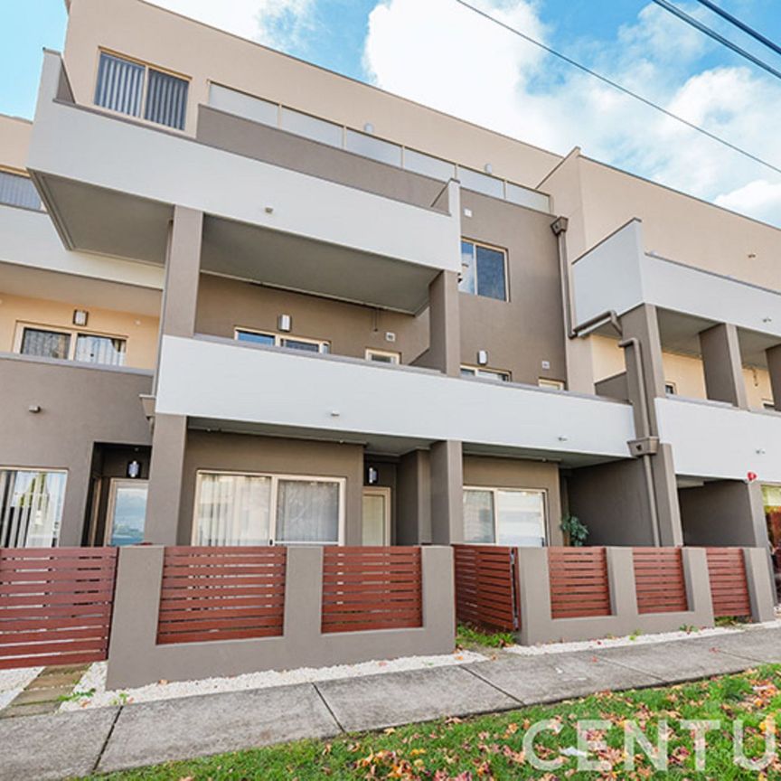 Modern Living Close to Everything - Photo 1