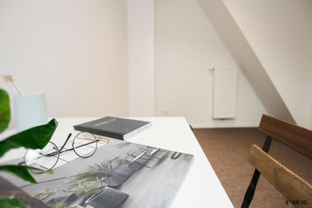 Gerenoveerde woning nabij Leiekaai - Photo 4