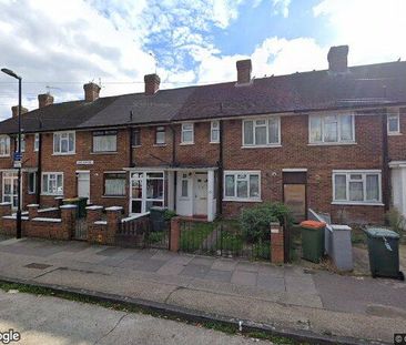 Room in a Shared Flat, Tant Avenue, E16 - Photo 1