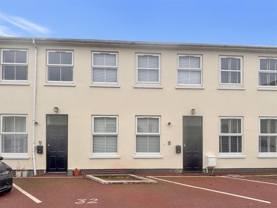 Walton Road, Wellesbourne - Photo 1