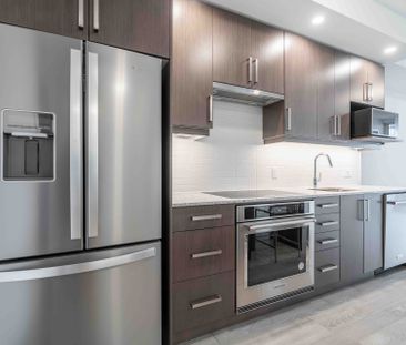 For Lease - 3220 William Coltson Avenue Unit# 918, Oakville, Ontario - Photo 5