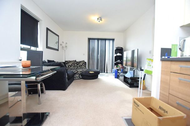 2 bedroom Flat To Let Total Size: 616 SQ FT - Photo 1