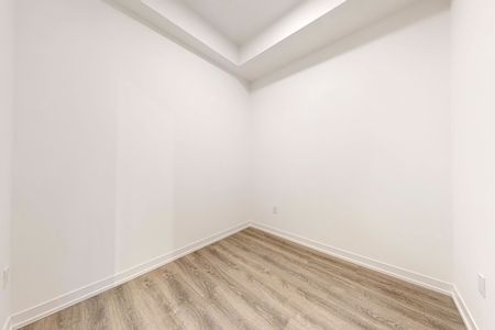 For Lease - 8 Interchange Way Unit# 2710, Vaughan, Ontario - Photo 4