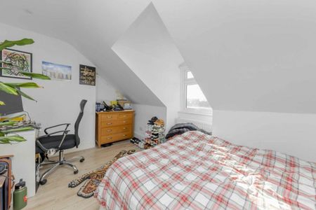 Stroud Green Road, Finsbury Park, N4 - Photo 2