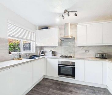 Fordwells Drive, The Warren, Bracknell, Berkshire, RG12 - Photo 4