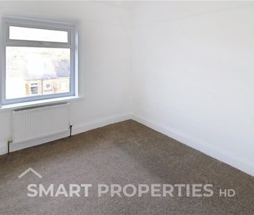 Lynndale Avenue, Huddersfield - Photo 5