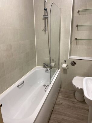 3 bedroom apartment to rent - Photo 1