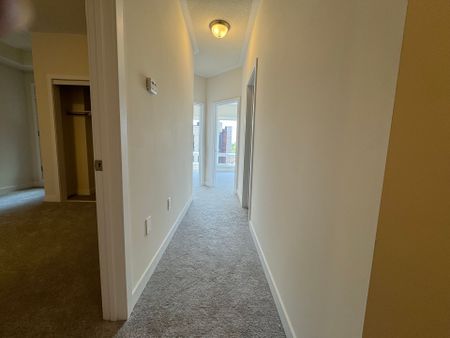 For Lease - 15 Chiffon Street, Vaughan, Ontario - Photo 2