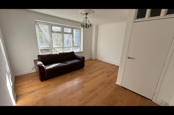 2 Bed Flat, Athenaeum Court, N5 - Photo 1