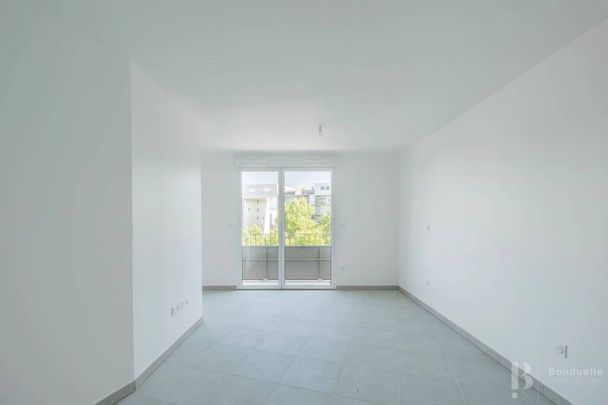 Rental Apartment Bordeaux Saint-Jean - Photo 1