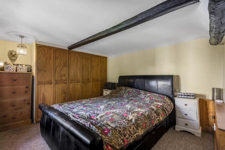 3 bedroom semi-detached house to rent - Photo 3
