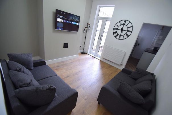 4 bedroom house share to rent - Photo 1