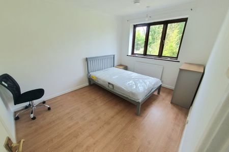 Salter Avenue - Photo 4