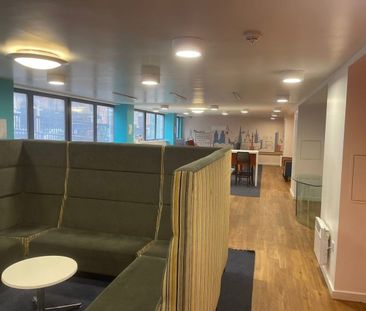 Studio Flat, Bath Street, G2 - Photo 4